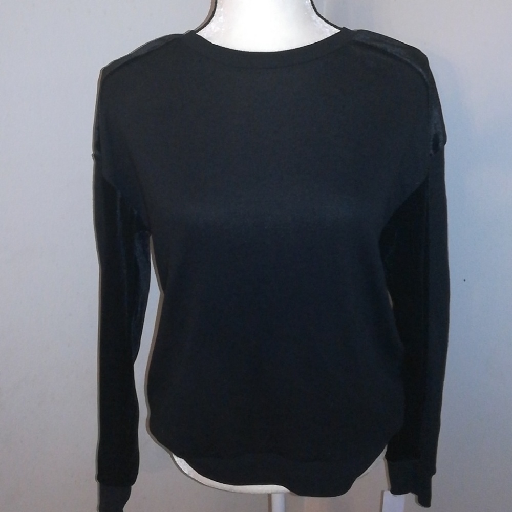 NWT Massini by Stacy London Sweatshirt